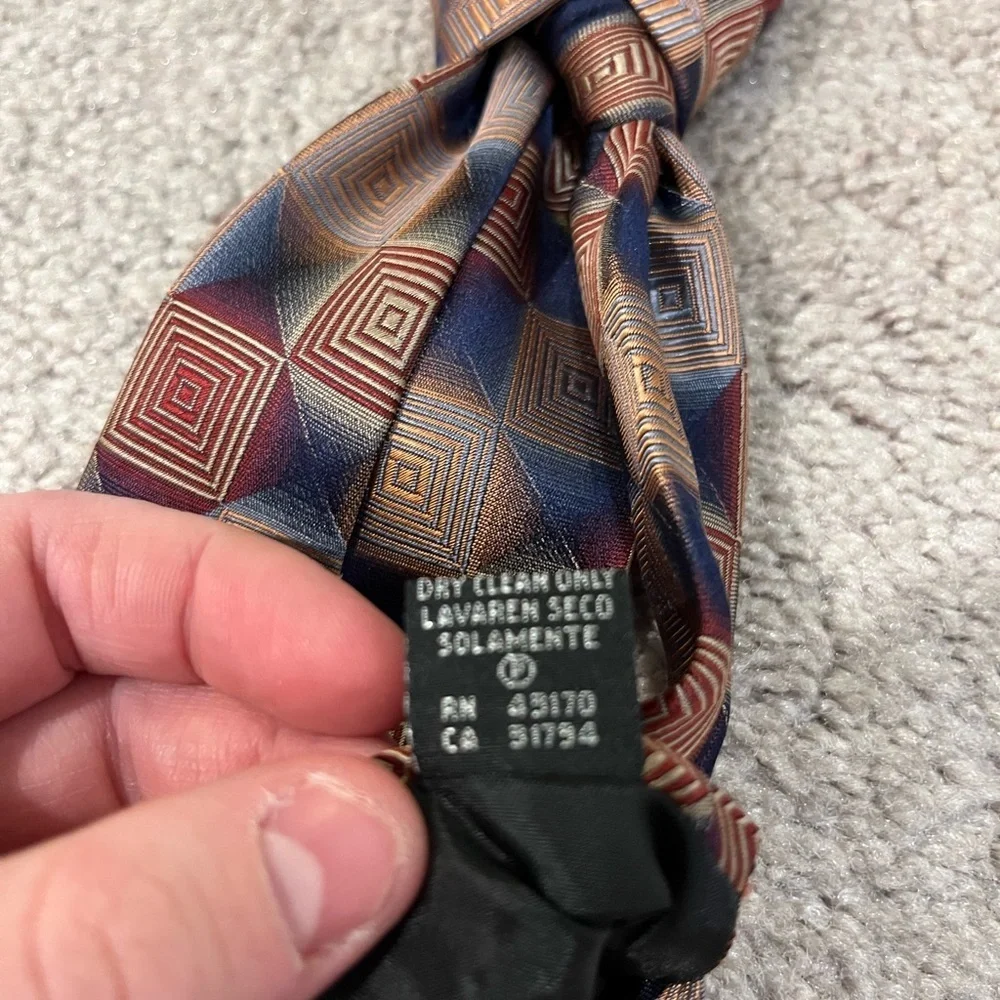 Crazy Horse 100% Silk Patterned Tie